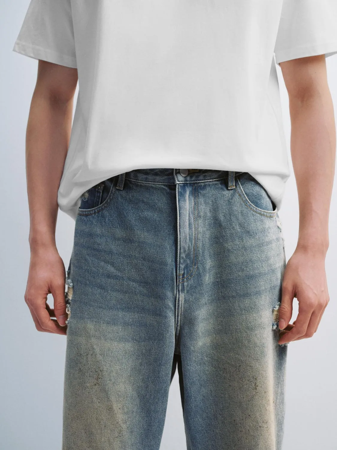 Ripped Denim Jeans sold by Urban Revivo product image thumbnail 4