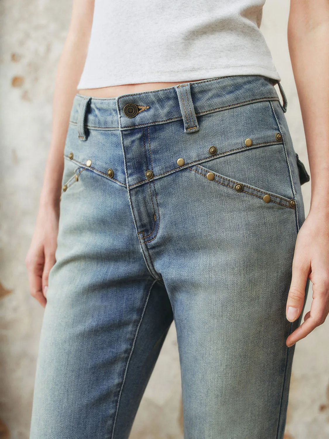 Denim Flared Jeans sold by Urban Revivo product image thumbnail 4