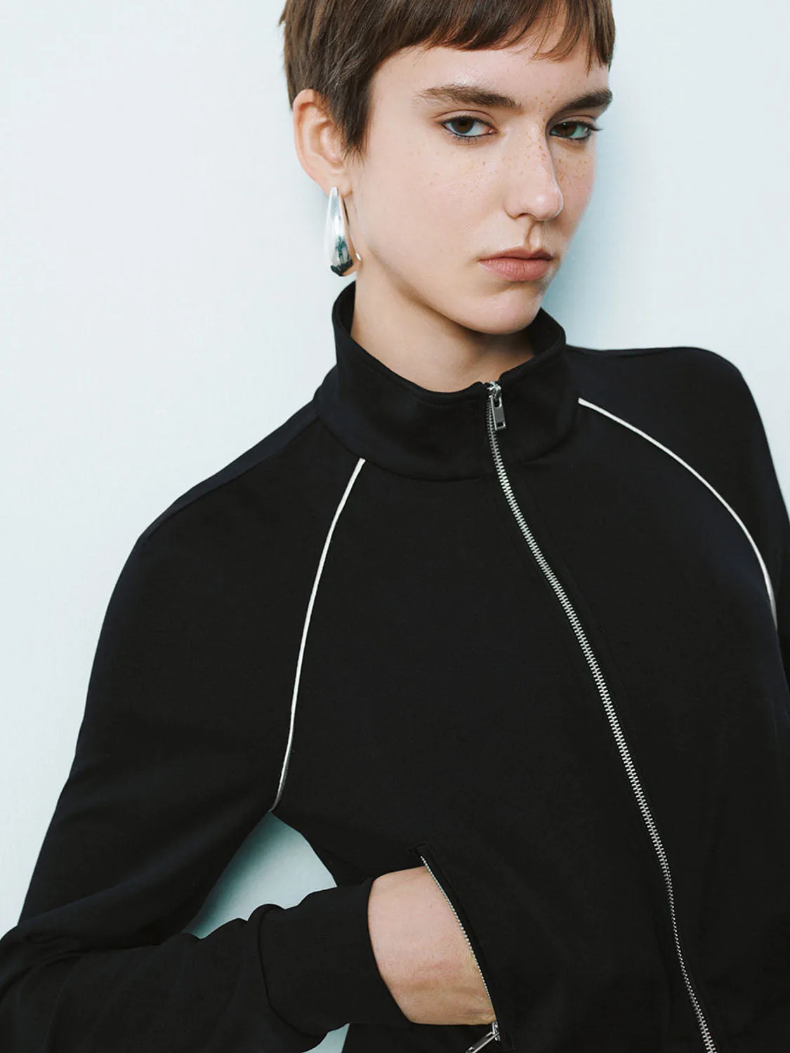 Cropped Zip Up Jackets sold by Urban Revivo product image thumbnail 3