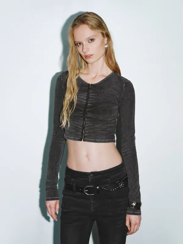 Cropped Skinny T-Shirts sold by Urban Revivo
