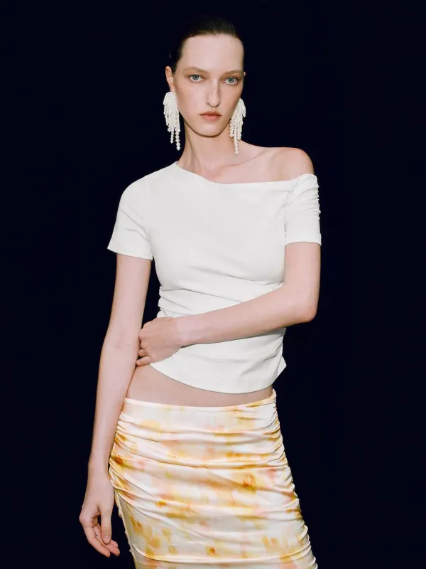 One Shoulder T-Shirts sold by Urban Revivo