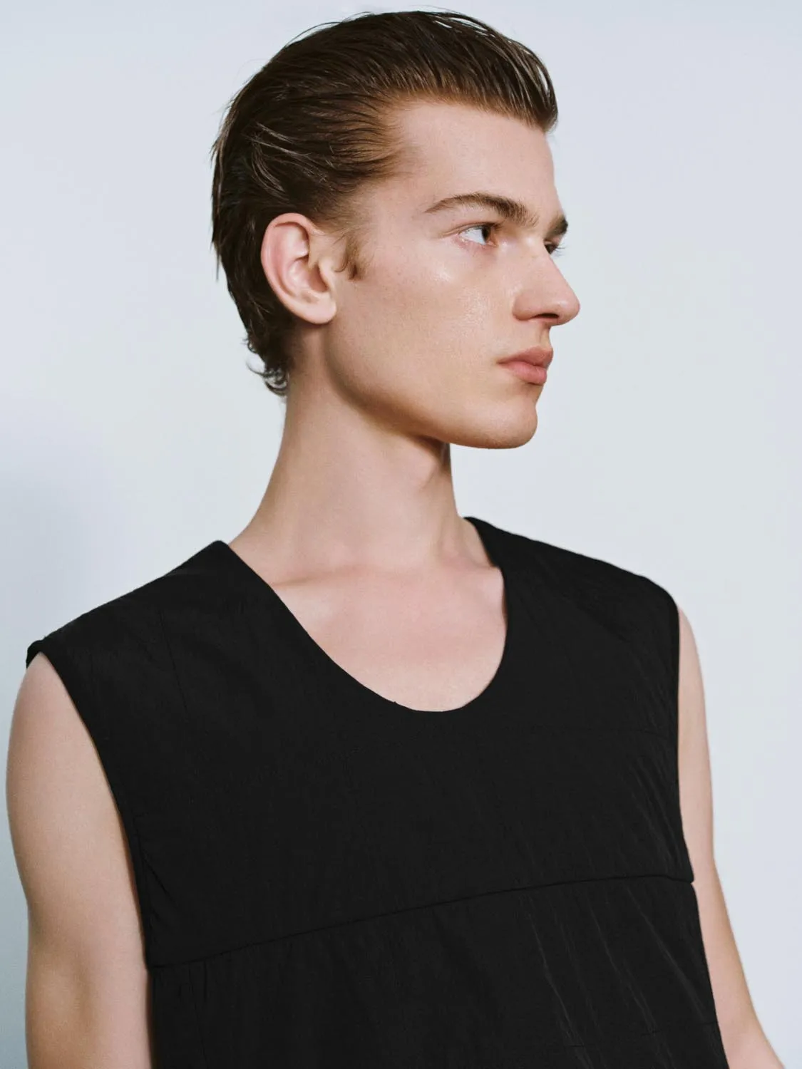 Vogue Vests sold by Urban Revivo product image thumbnail 3