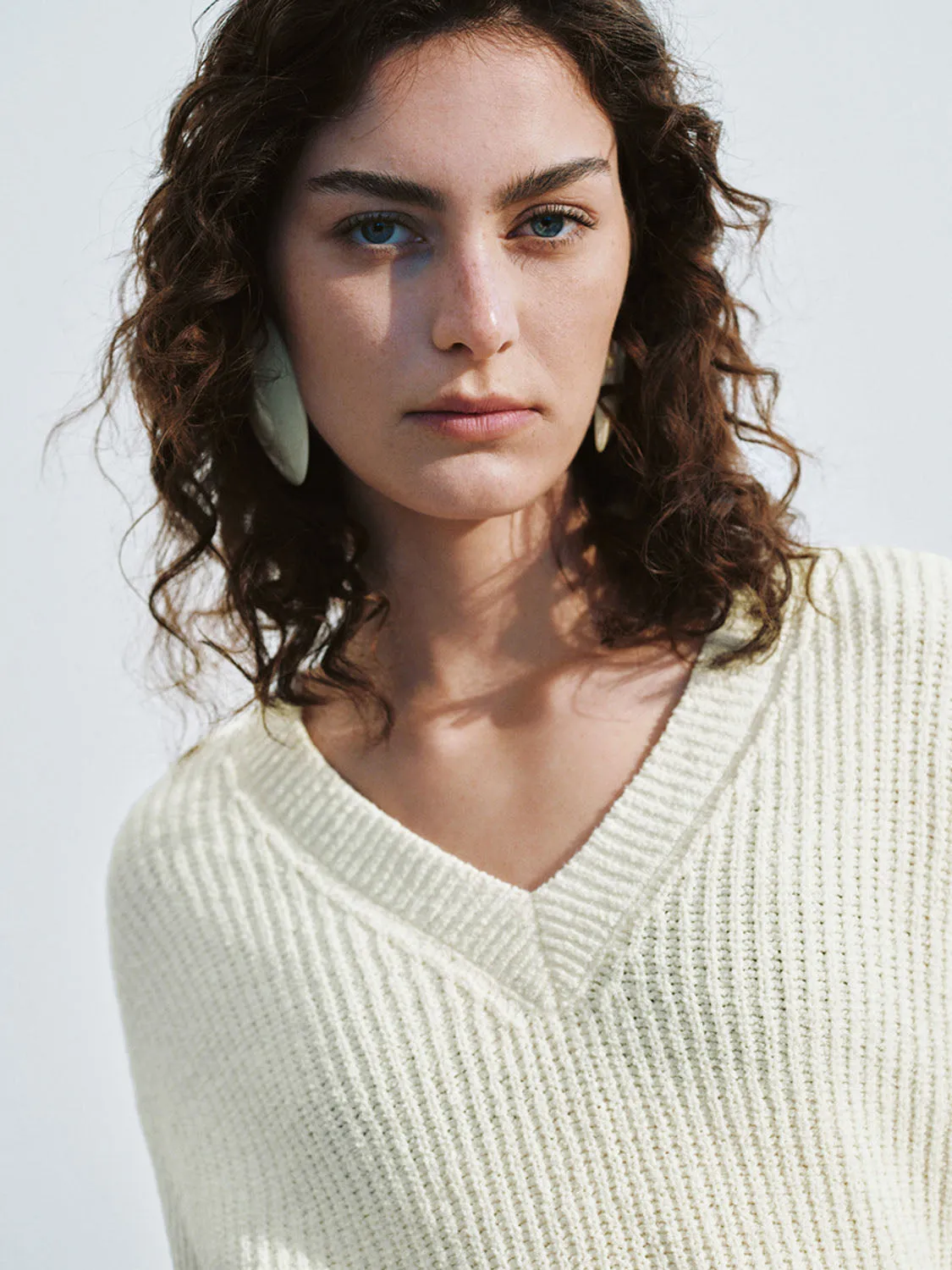 V-Neck Knitted T-Shirts sold by Urban Revivo product image thumbnail 5