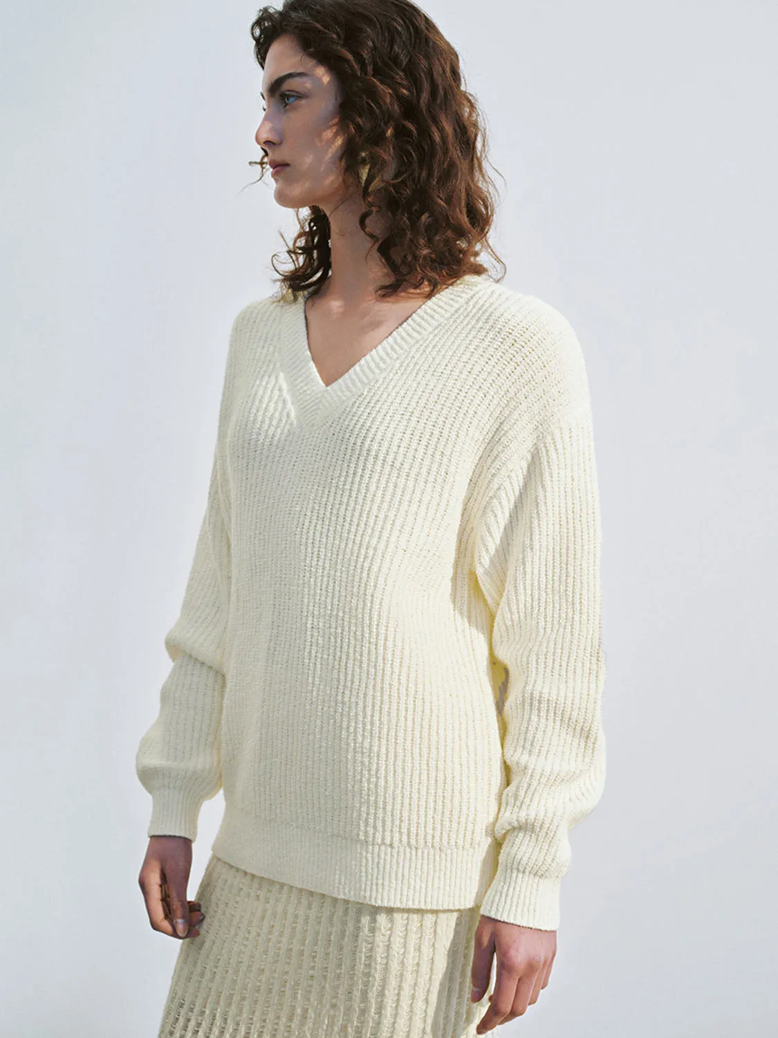 V-Neck Knitted T-Shirts sold by Urban Revivo product image thumbnail 3