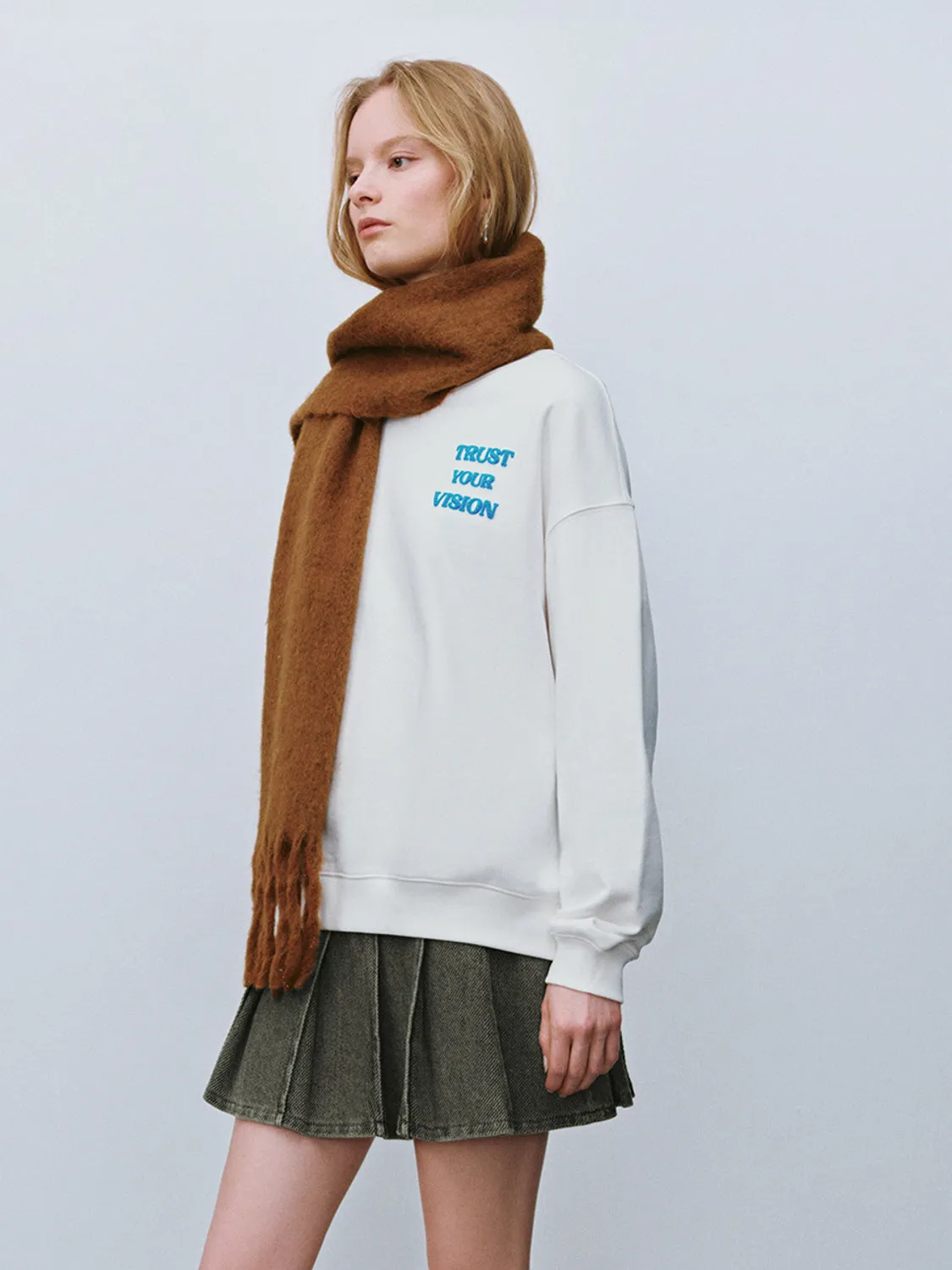 Loose Crew Neck Sweatshirts sold by Urban Revivo product image thumbnail 5