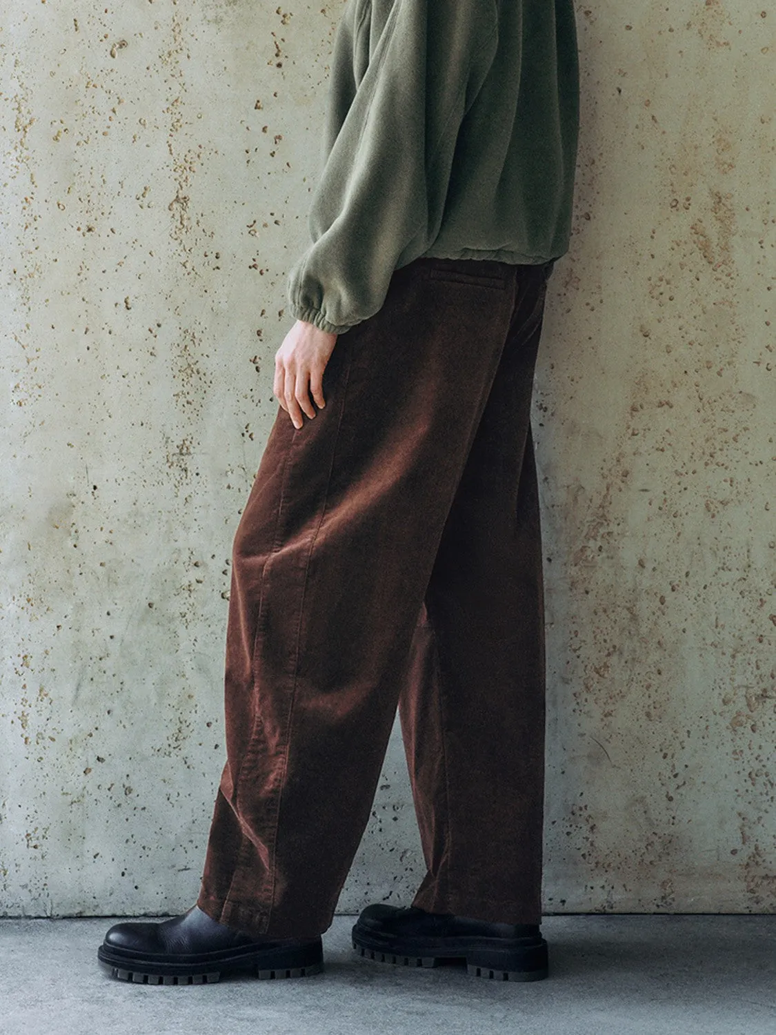 Loose Carrot Fit Pants sold by Urban Revivo product image thumbnail 3