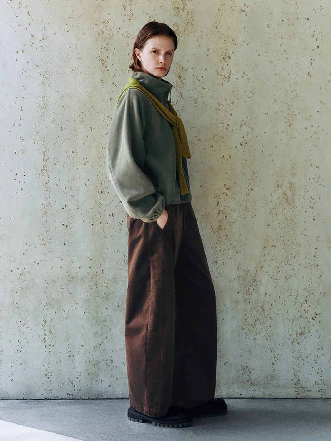 Loose Carrot Fit Pants sold by Urban Revivo product image thumbnail 5