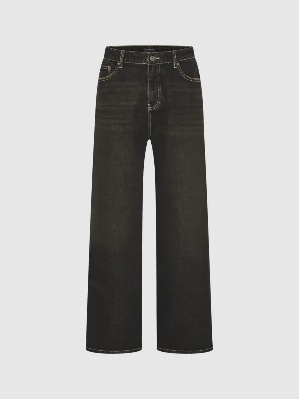 Denim Jeans sold by Urban Revivo