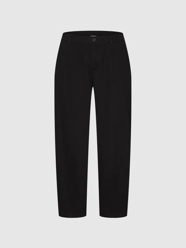 Carrot Fit Pants sold by Urban Revivo