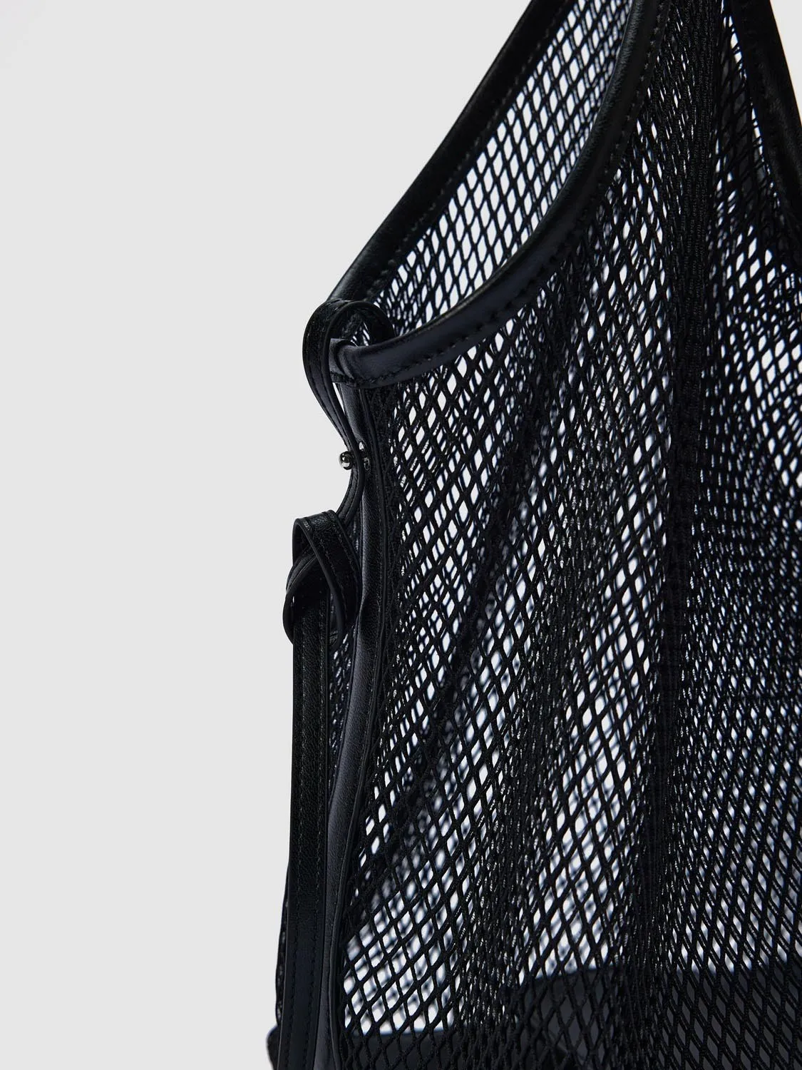 Shoulder Bags sold by Urban Revivo product image thumbnail 4