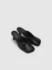 Slippers sold by Urban Revivo