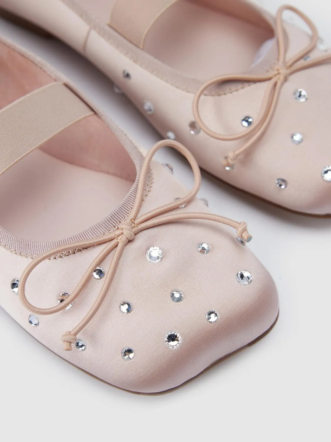 Studded Pumps sold by Urban Revivo product image thumbnail 5