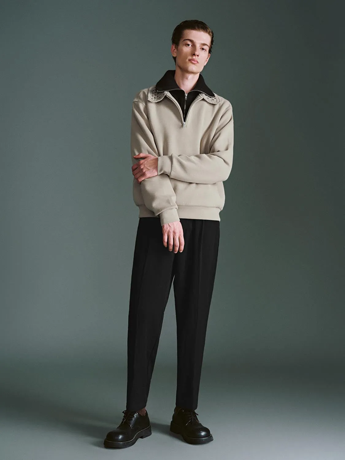 Carrot Fit Pants sold by Urban Revivo product image thumbnail 5