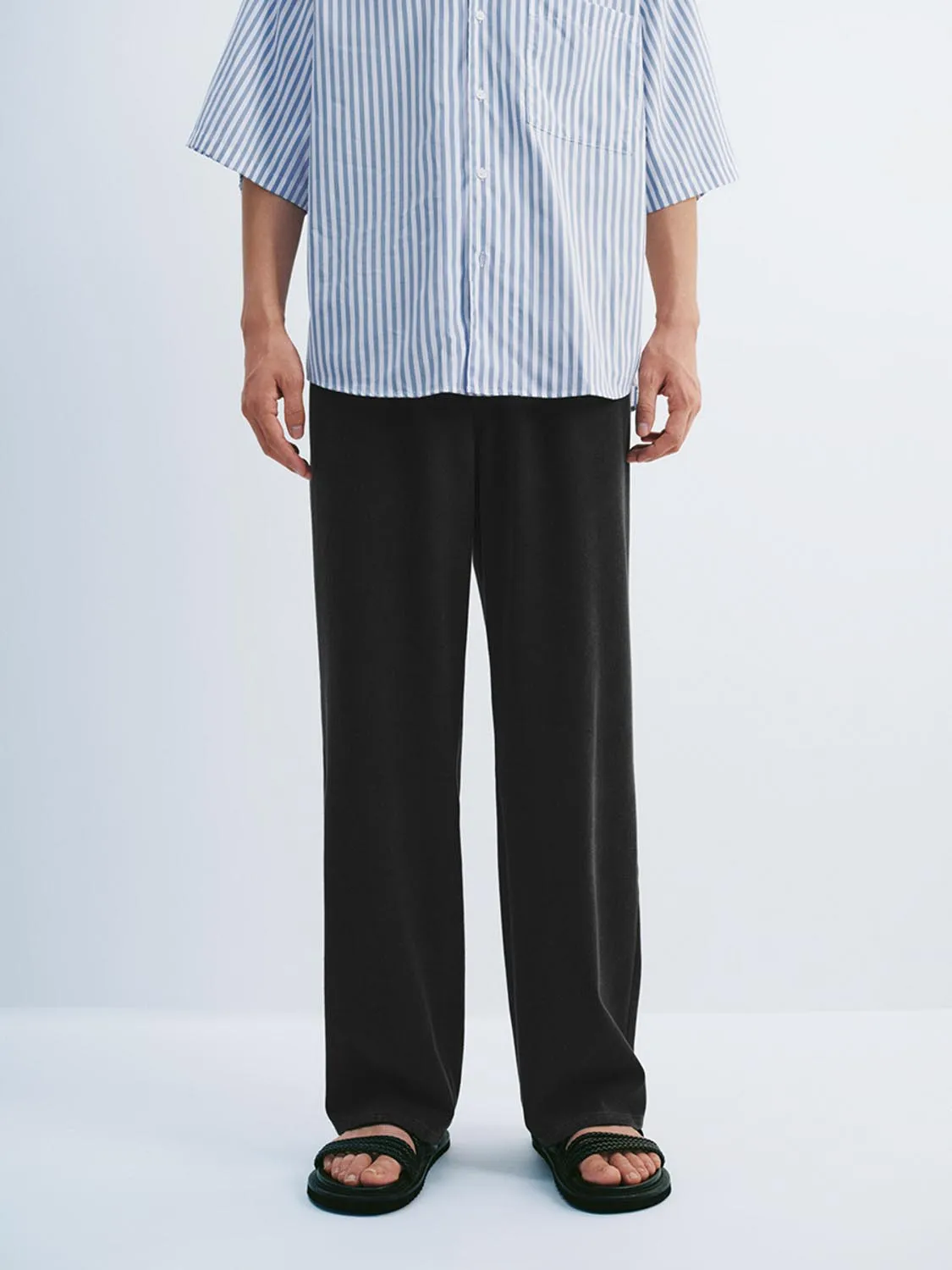 Denim Jeans sold by Urban Revivo product image thumbnail 2