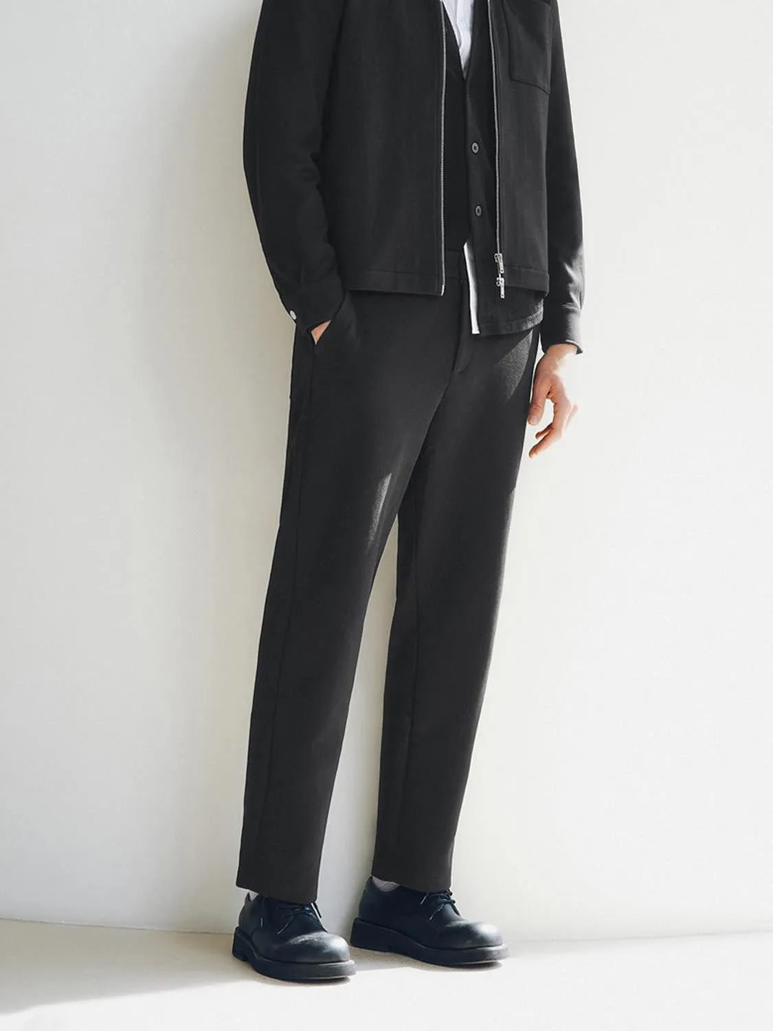 Carrot Fit Pants sold by Urban Revivo product image thumbnail 2