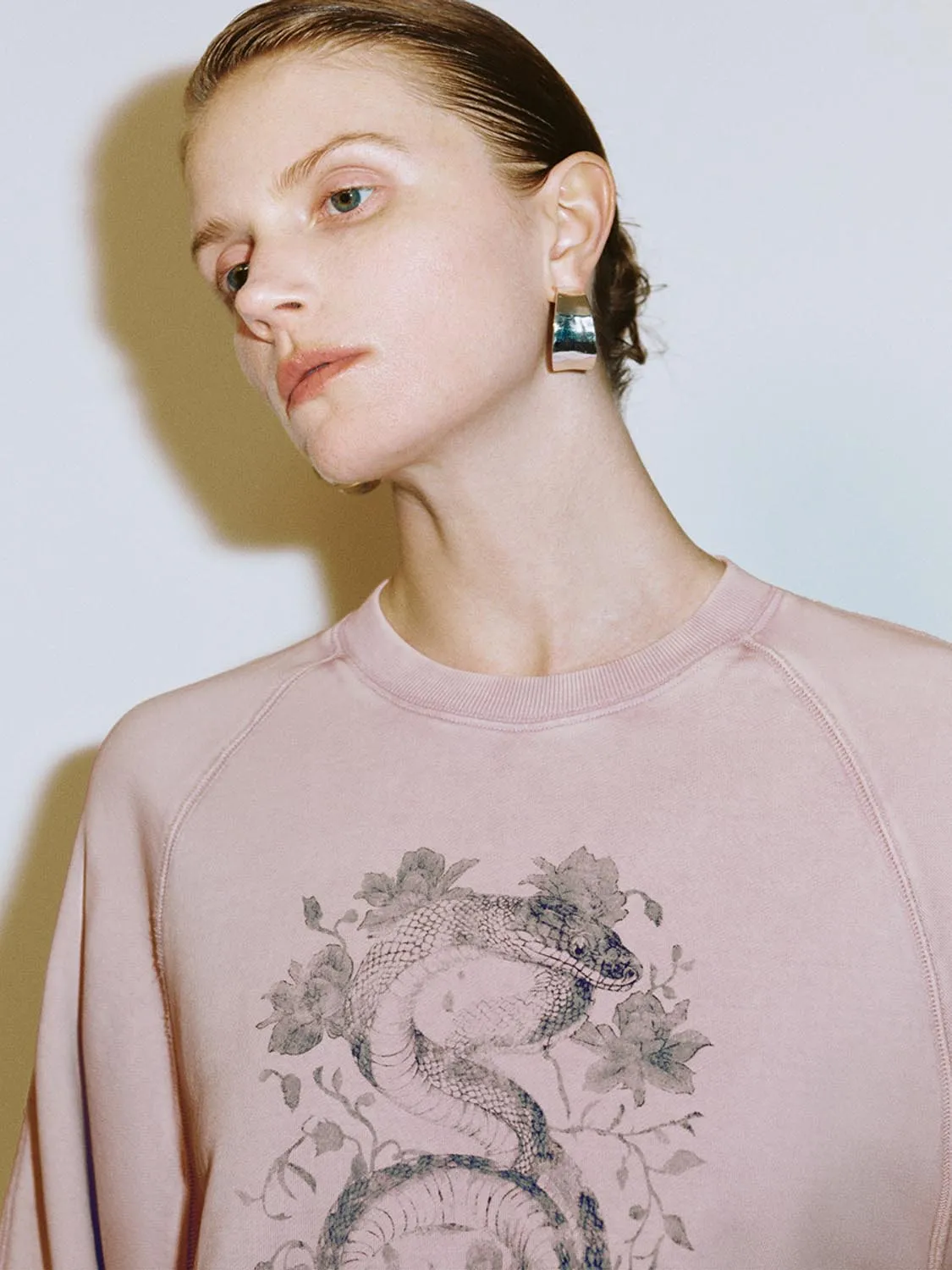 Loose Sweatshirts sold by Urban Revivo product image thumbnail 5