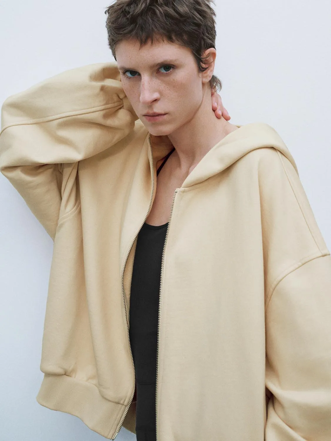 Oversized Hoodie Jackets sold by Urban Revivo product image thumbnail 3