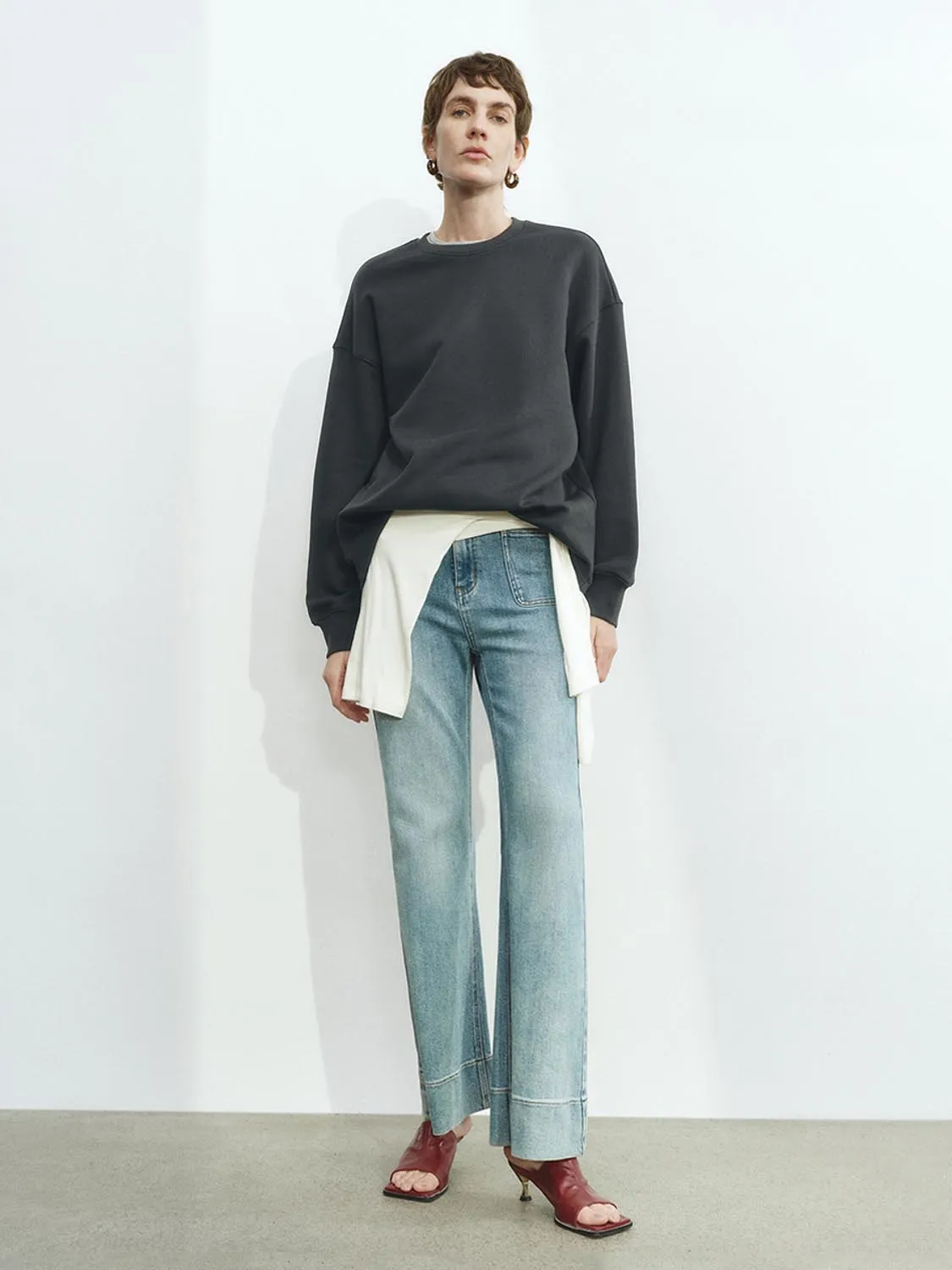 Loose Sweatshirts sold by Urban Revivo product image thumbnail 4