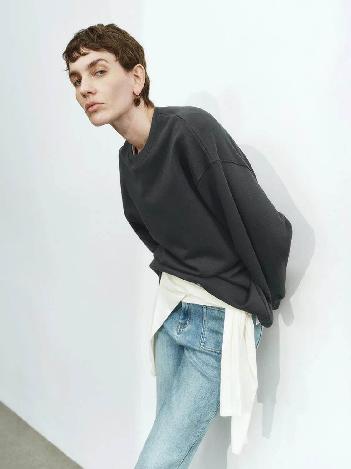 Loose Sweatshirts sold by Urban Revivo product image thumbnail 5