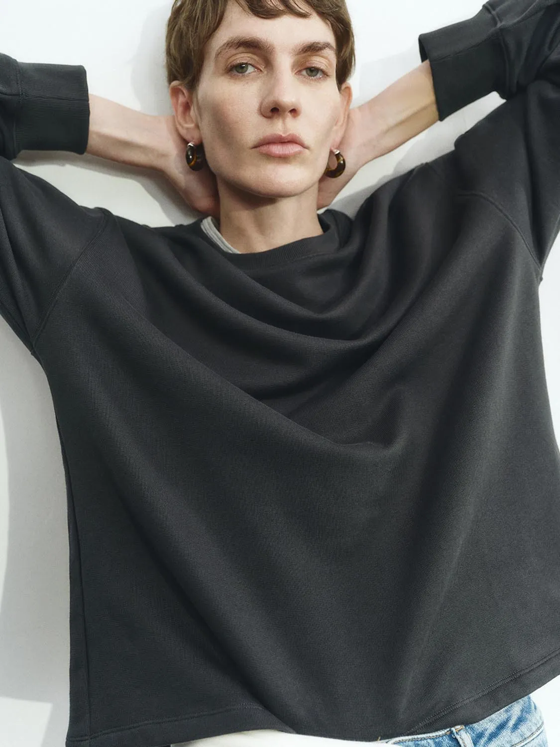 Loose Sweatshirts sold by Urban Revivo product image thumbnail 3