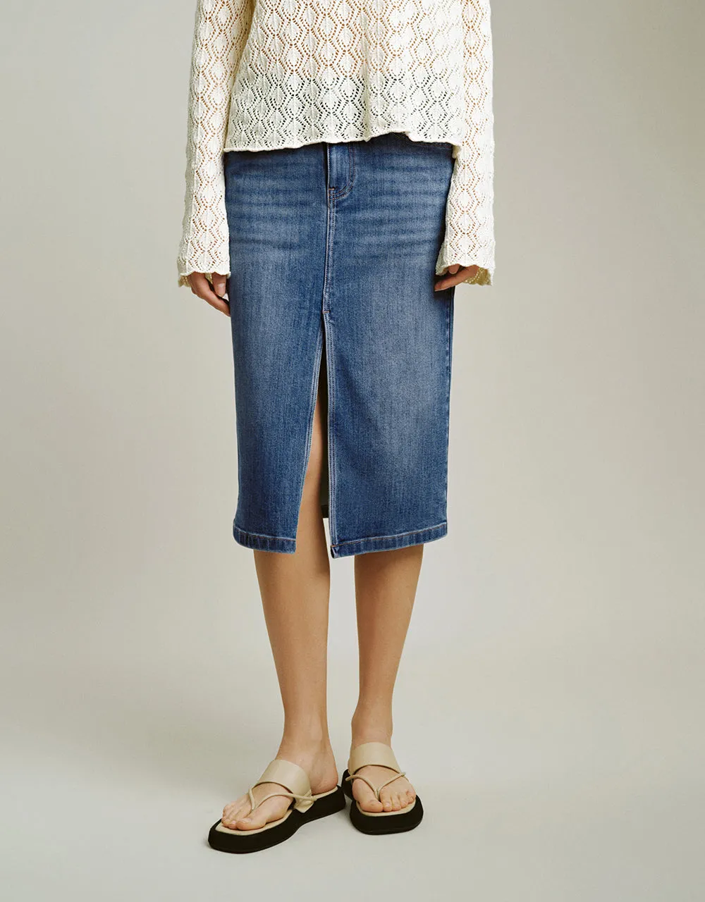Split Hem Midi Straight Denim Skirt sold by Urban Revivo product image thumbnail 2