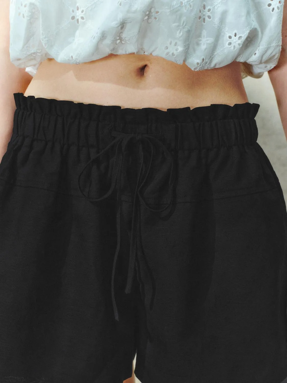 Shorts sold by Urban Revivo product image thumbnail 5