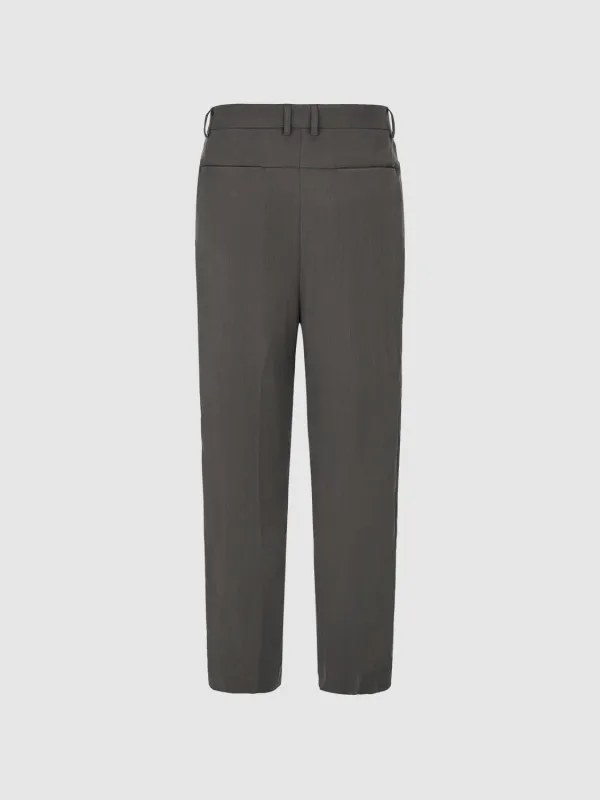 Trousers sold by Urban Revivo