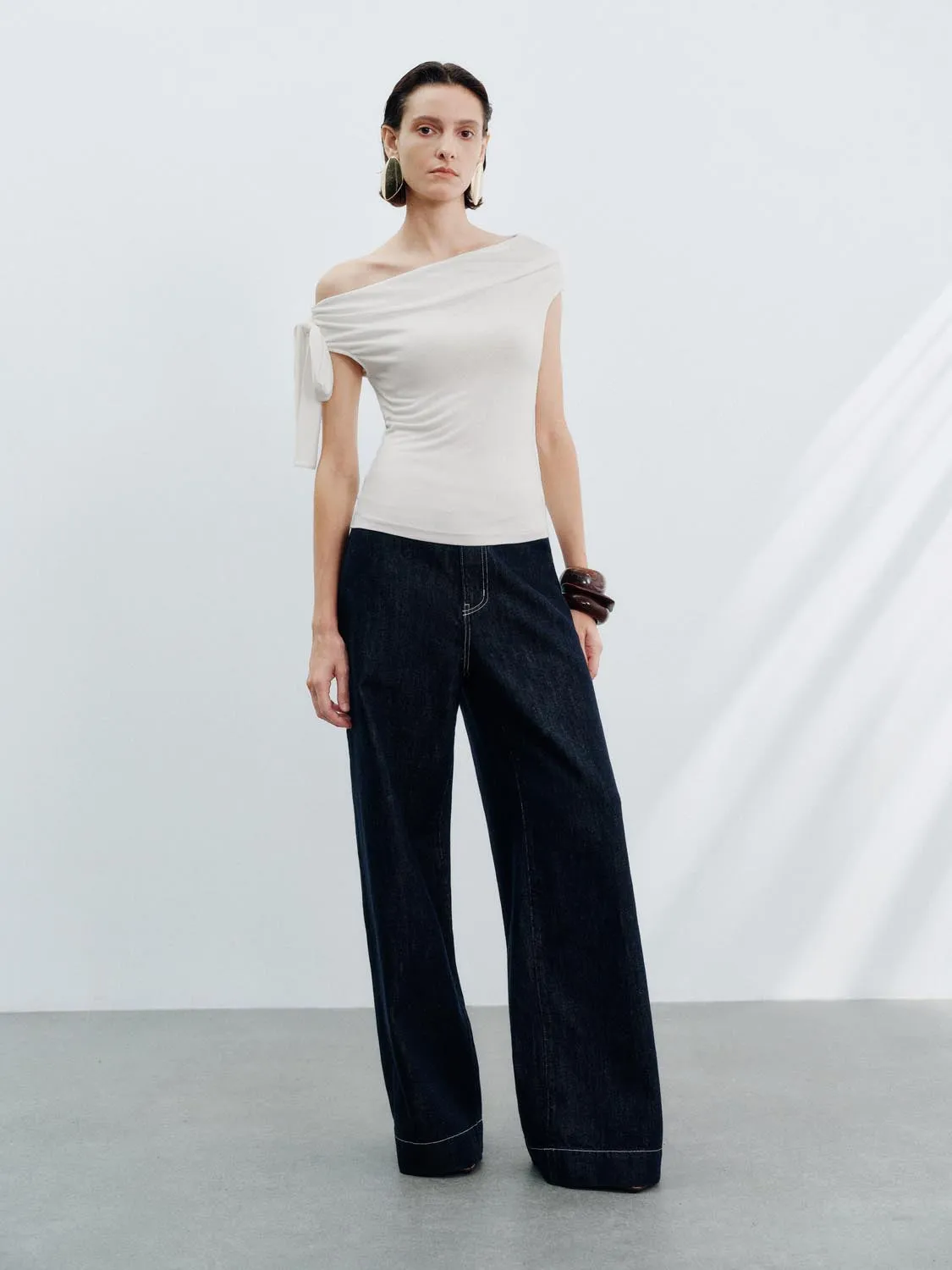 One Shoulder Skinny Fit Blouses sold by Urban Revivo product image thumbnail 5