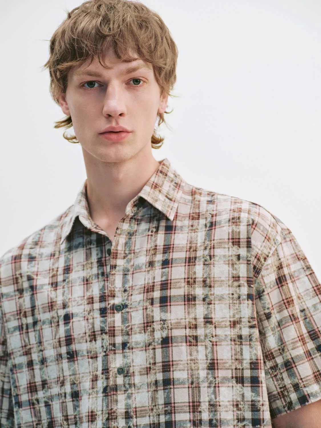 Color Block Short Sleeve Shirts sold by Urban Revivo product image thumbnail 3