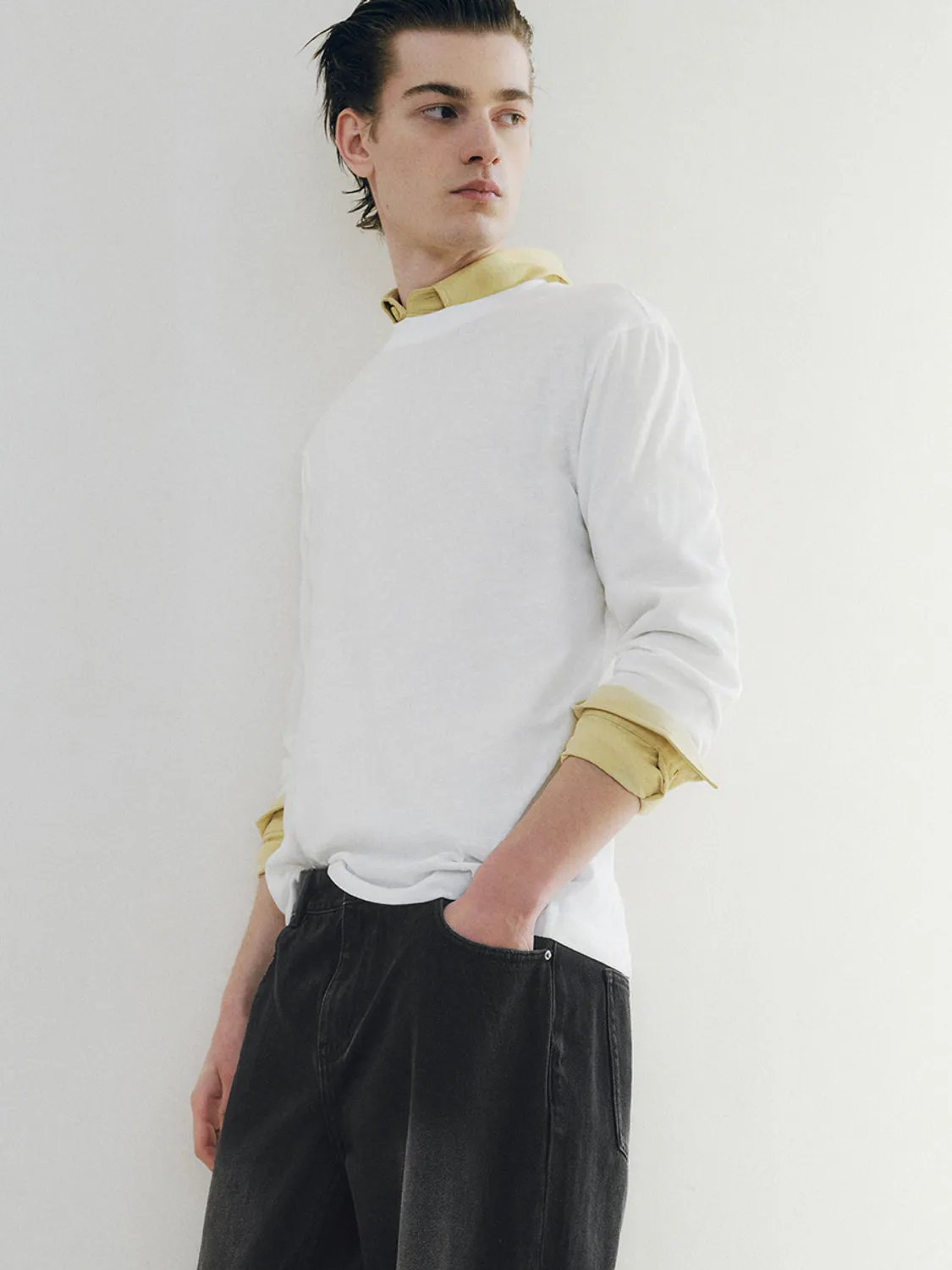 Crew Neck Long Sleeve T-Shirts sold by Urban Revivo product image thumbnail 3