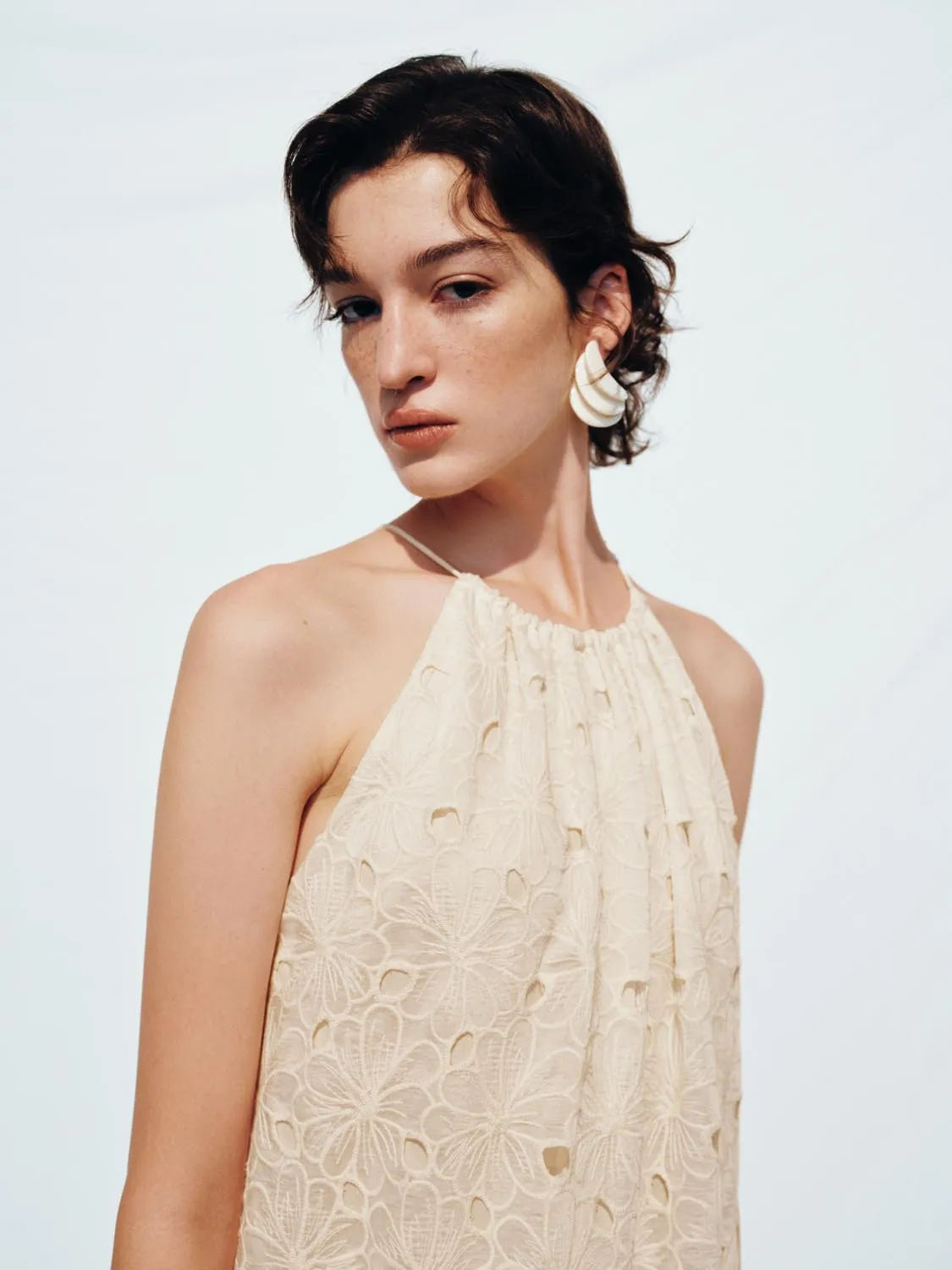 Halter Neck A-Line Maxi Dresses sold by Urban Revivo product image thumbnail 3