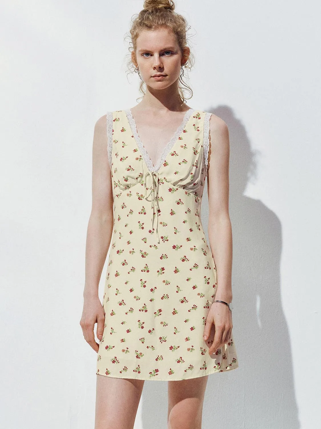 V-Neck Sleeveless Floral Mini Dresses sold by Urban Revivo