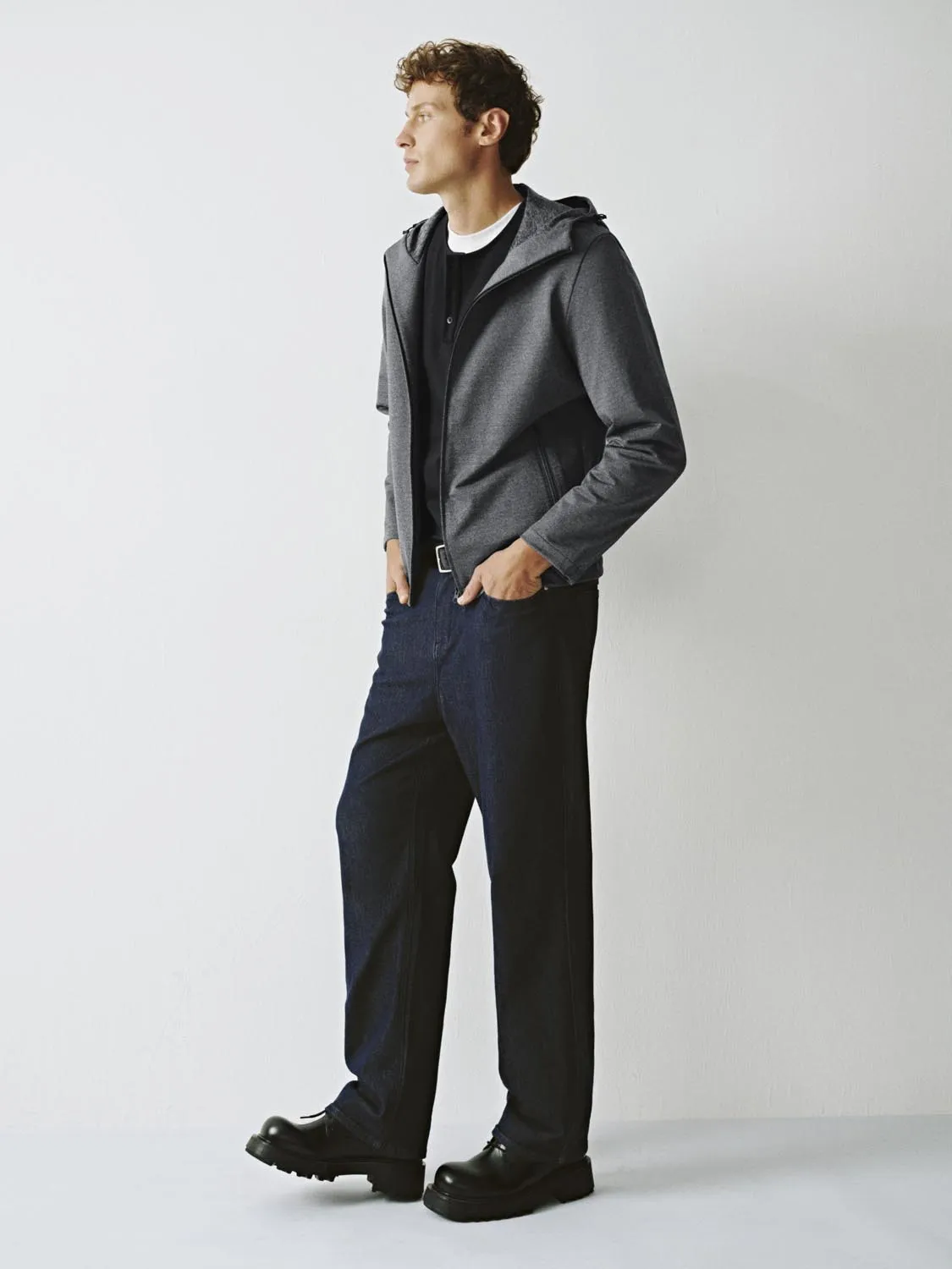 Jackets sold by Urban Revivo product image thumbnail 5