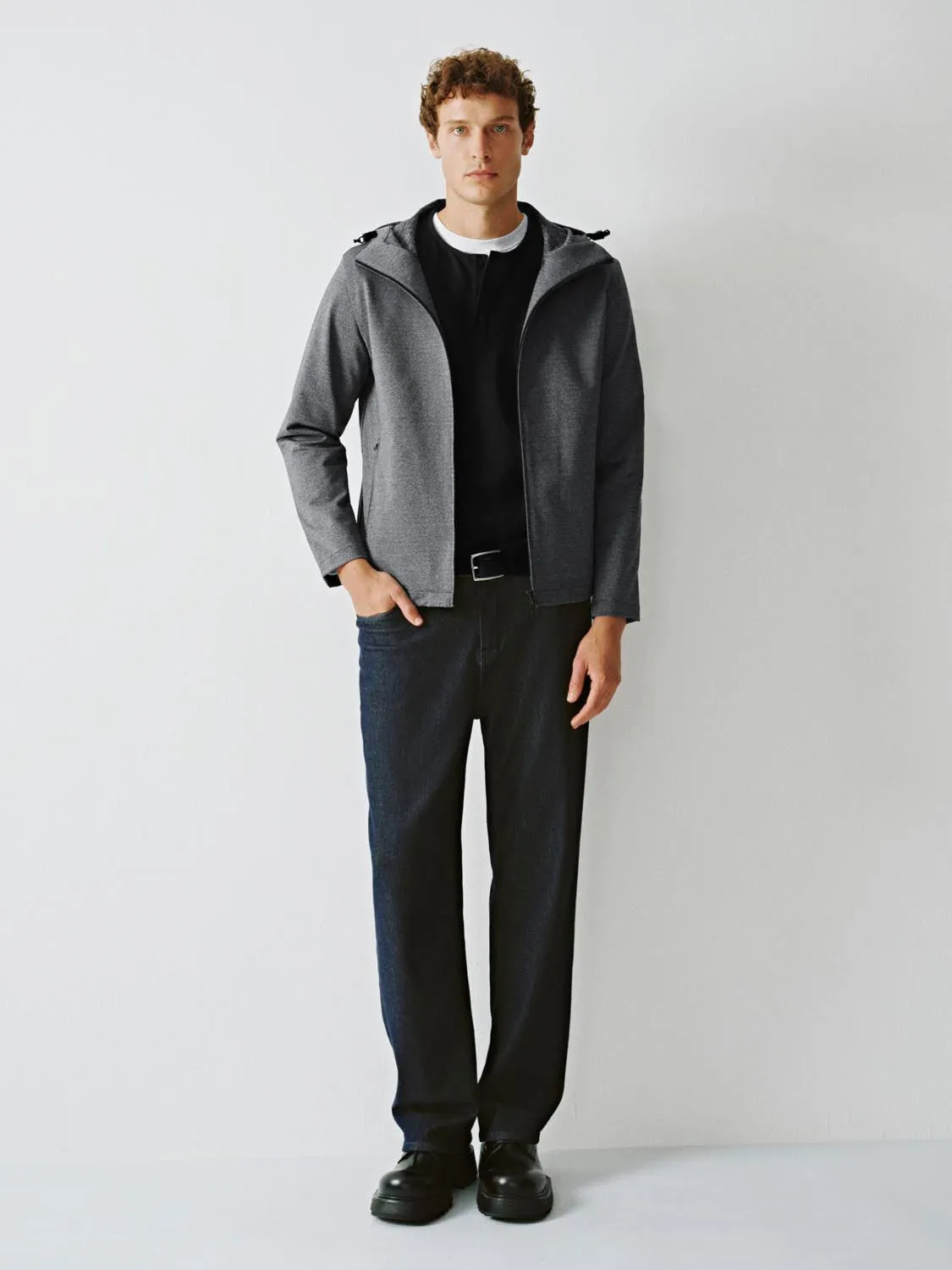 Jackets sold by Urban Revivo product image thumbnail 4