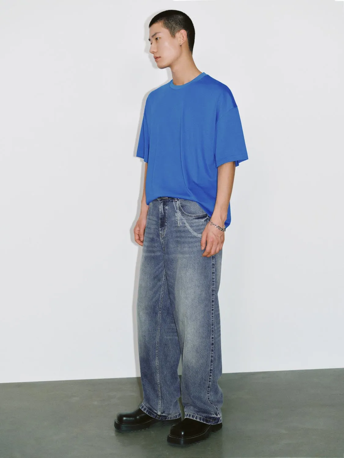 Short Sleeve T-Shirts sold by Urban Revivo product image thumbnail 4