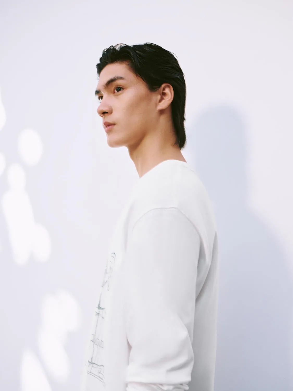 Printed Long Sleeve T-Shirts sold by Urban Revivo product image thumbnail 3