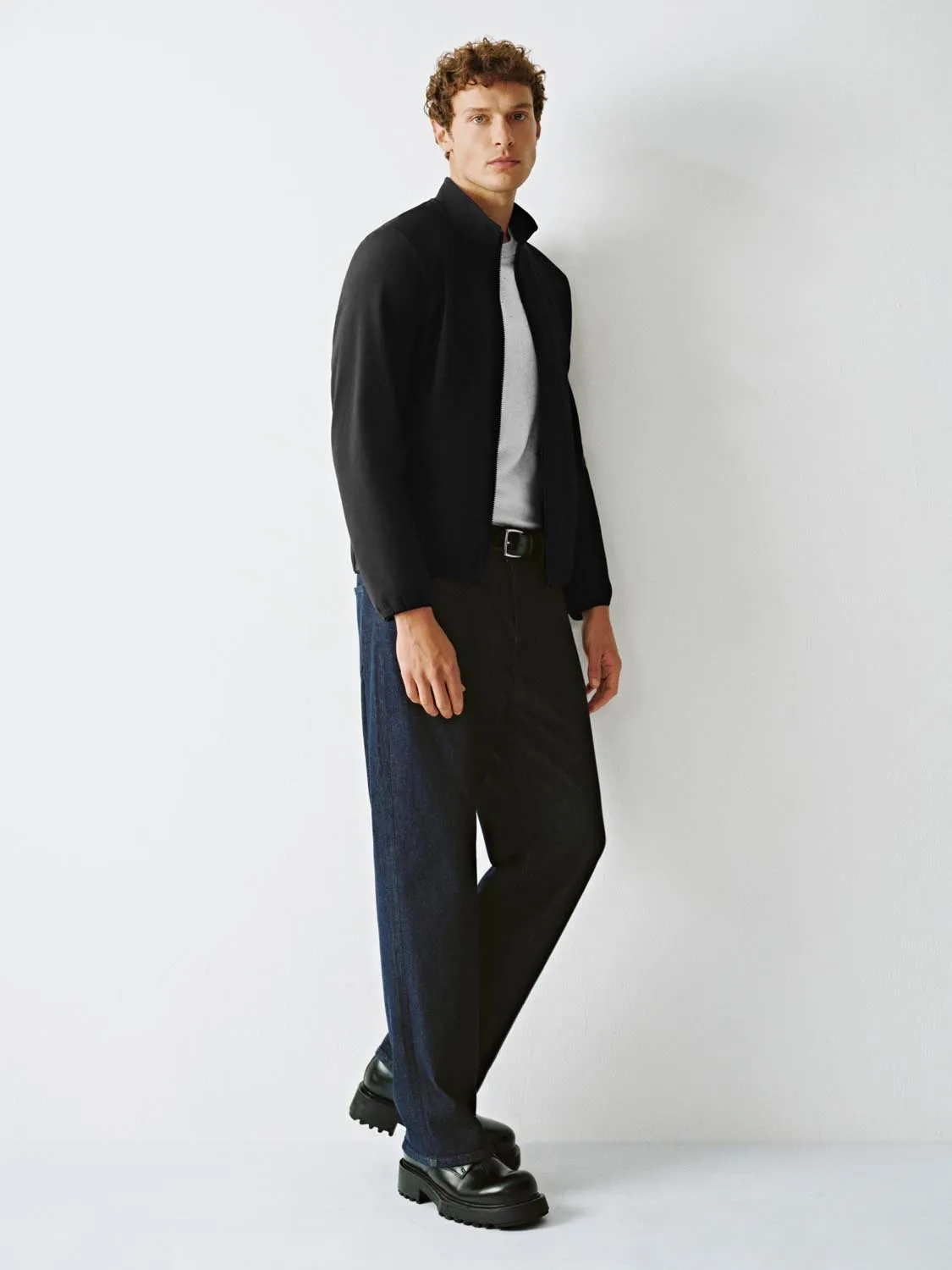 Jackets sold by Urban Revivo product image thumbnail 5