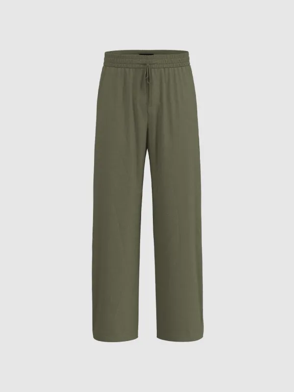 Trousers sold by Urban Revivo