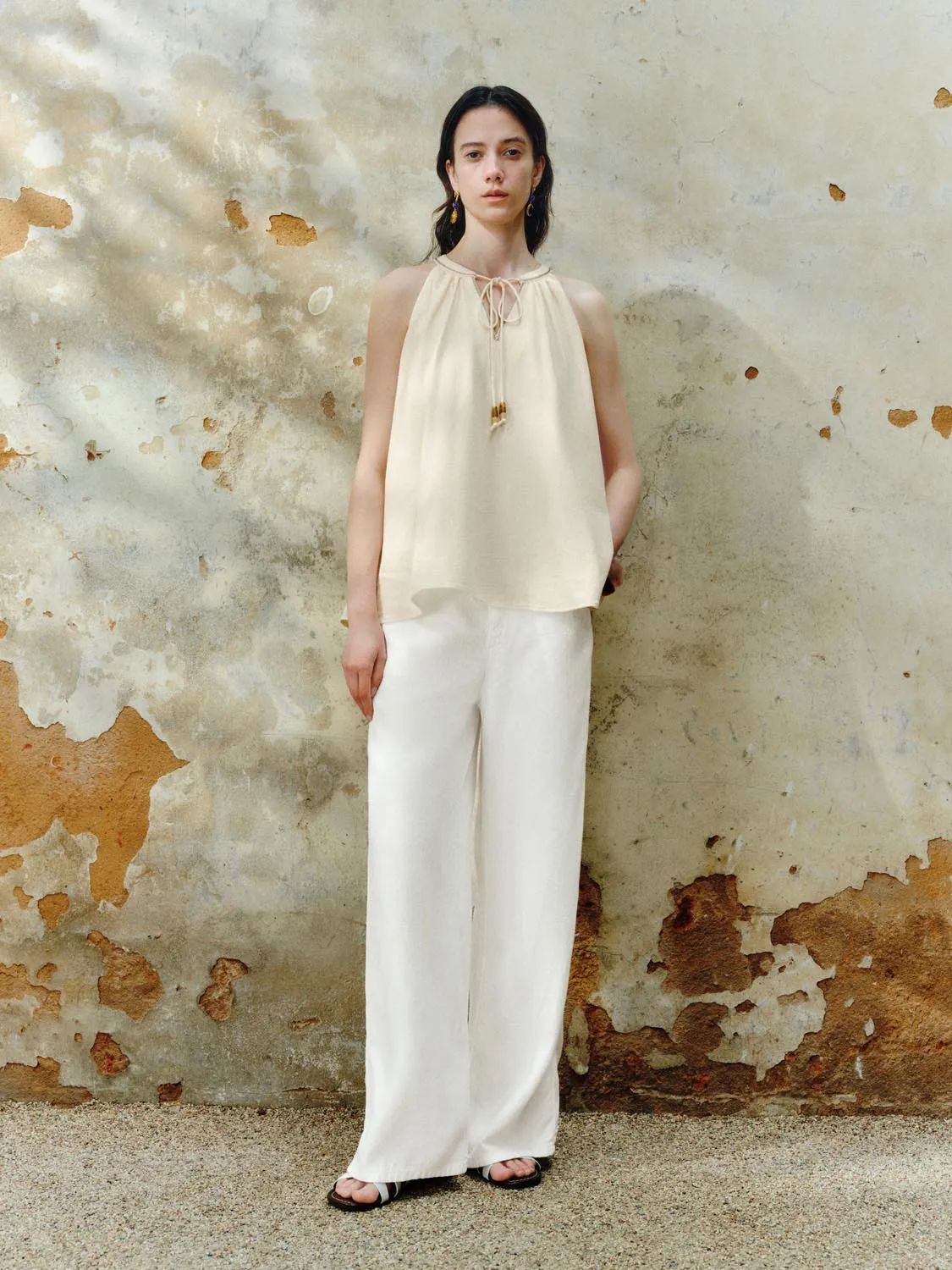 Overhead Halter Neck Blouses sold by Urban Revivo product image thumbnail 4