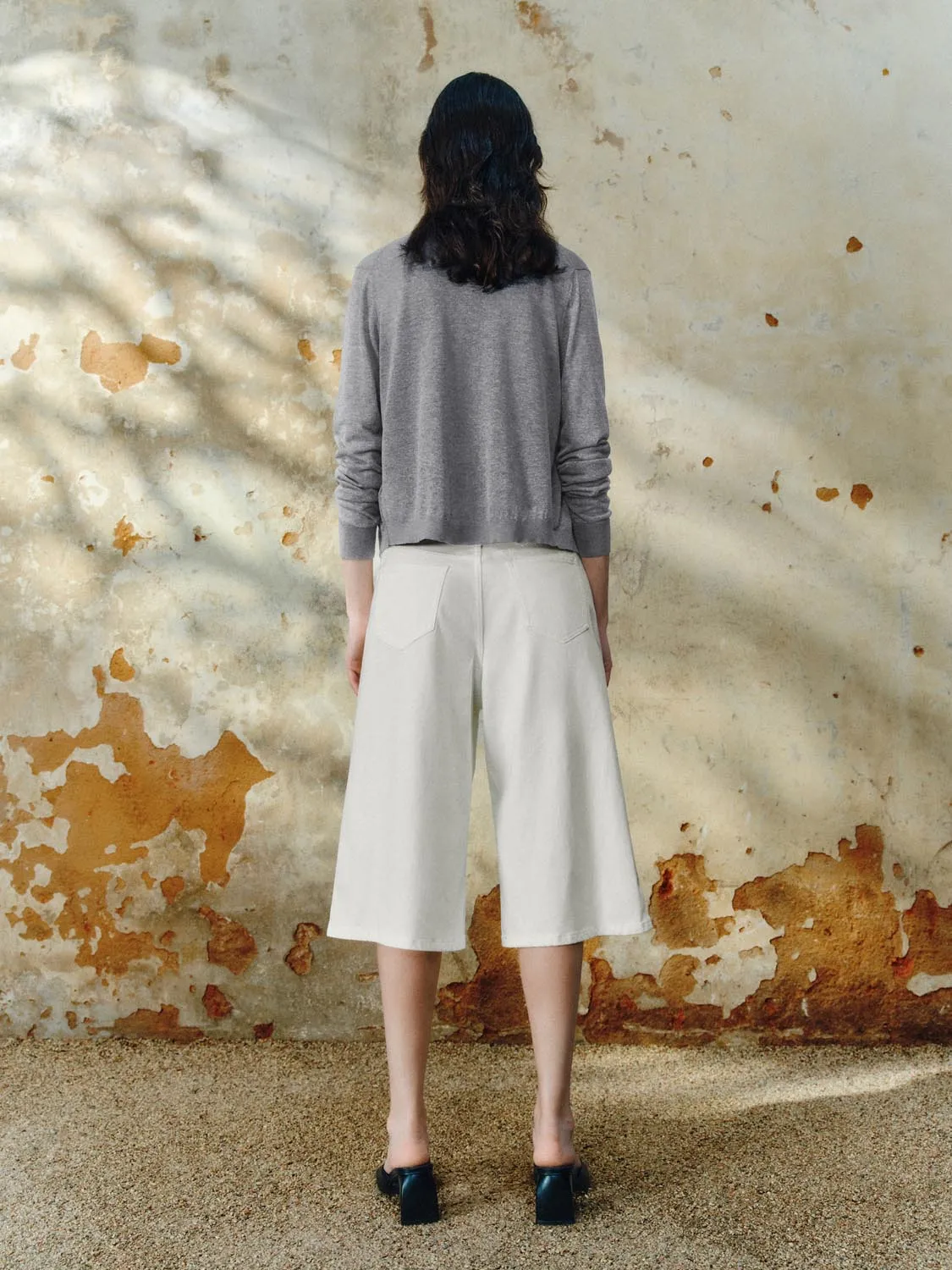 Capri Denim Jeans sold by Urban Revivo product image thumbnail 4