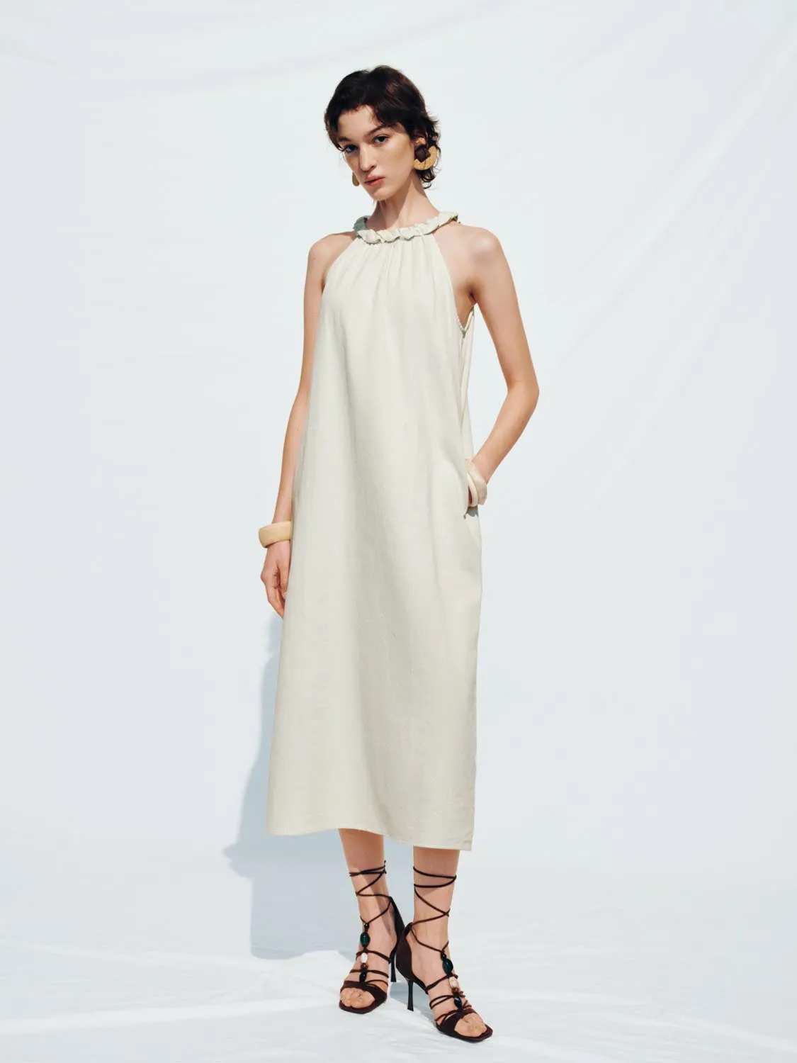 Halter Neck Sleeveless A-Line Maxi Dresses sold by Urban Revivo product image thumbnail 4