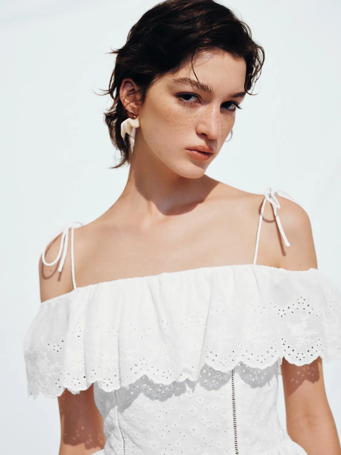 Off Shoulder Peplum Blouses sold by Urban Revivo product image thumbnail 3