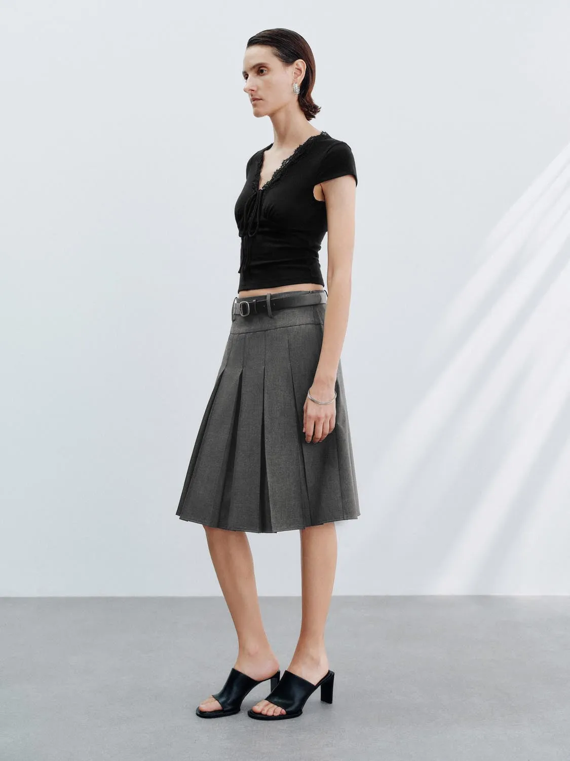 Short Sleeve T-Shirts sold by Urban Revivo product image thumbnail 5