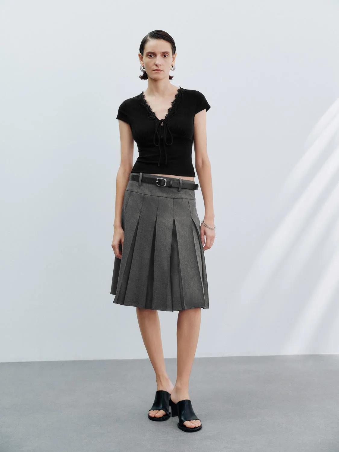 Short Sleeve T-Shirts sold by Urban Revivo product image thumbnail 4