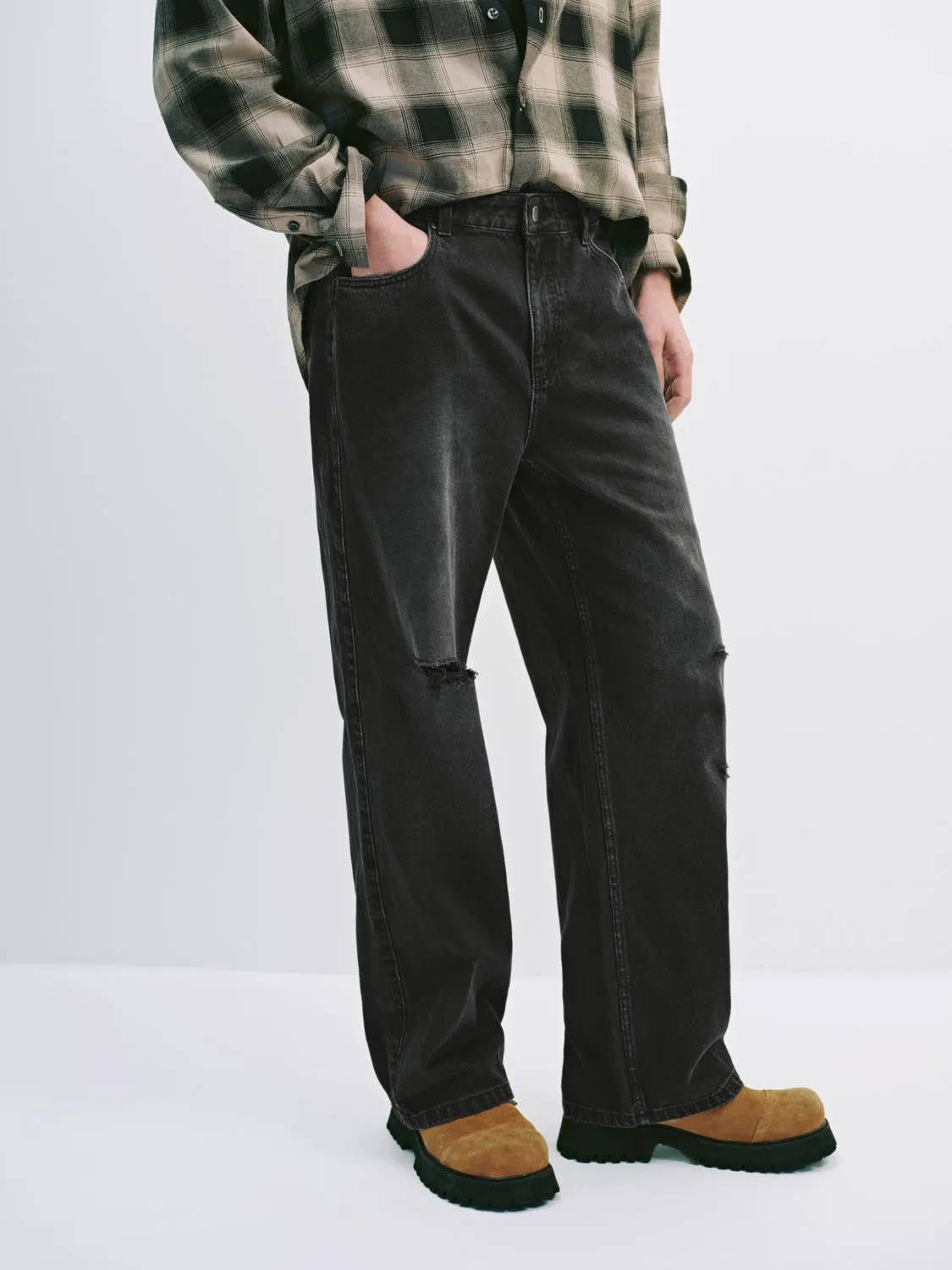 Denim Jeans sold by Urban Revivo product image thumbnail 3