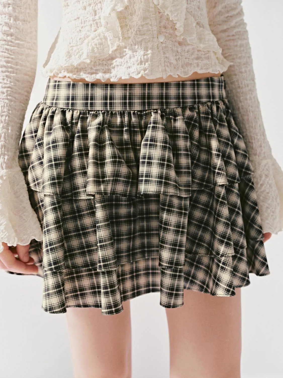 Plaid Mini Skirts sold by Urban Revivo product image thumbnail 5