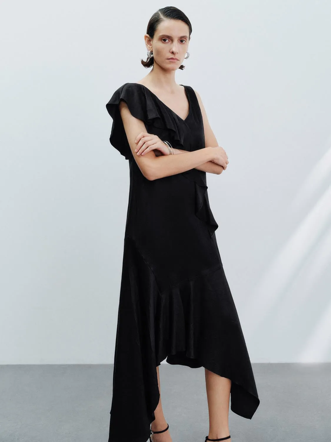 Irregular Hem A-Line Dresses sold by Urban Revivo product image thumbnail 2