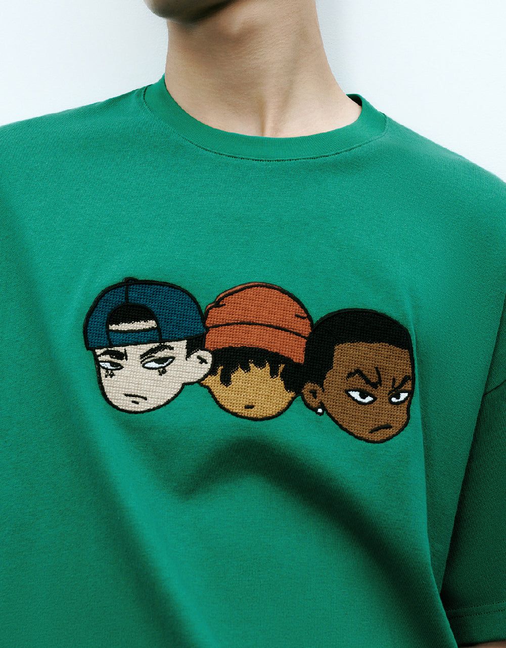 Crew Neck Straight T-Shirt sold by Urban Revivo product image thumbnail 5