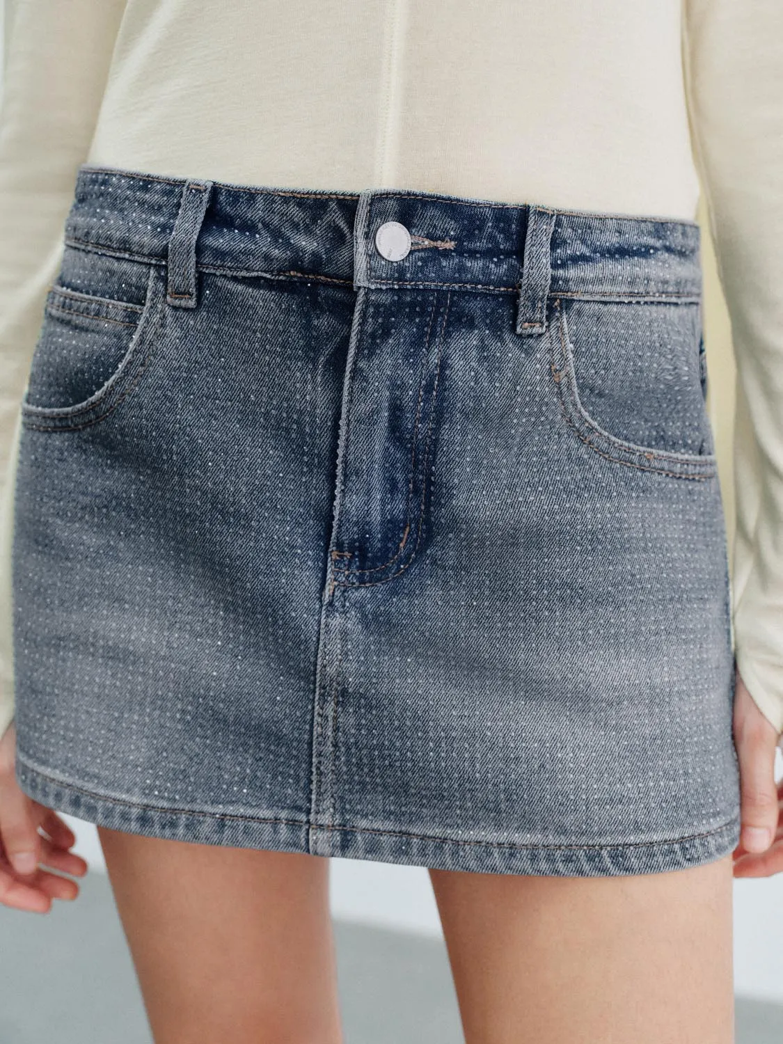Vogue Denim Shorts sold by Urban Revivo product image thumbnail 4