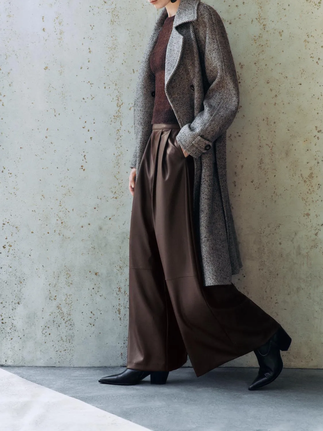 Vegan Leather Wide-Leg Pants sold by Urban Revivo product image thumbnail 3